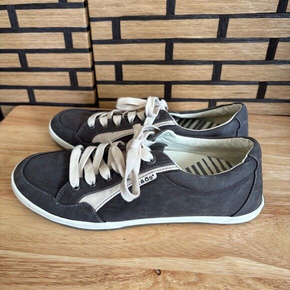 Taos Gray Shooting Star Sneakers Size 9.5 - Picture 1 of 9